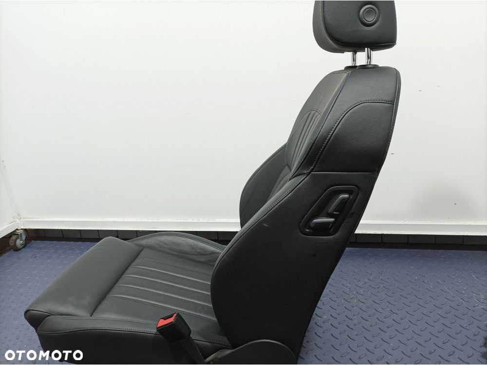 SKODA SUPERB III KOMBI FOTELE KANAPA KOMPLET SKÓRA EU - 9
