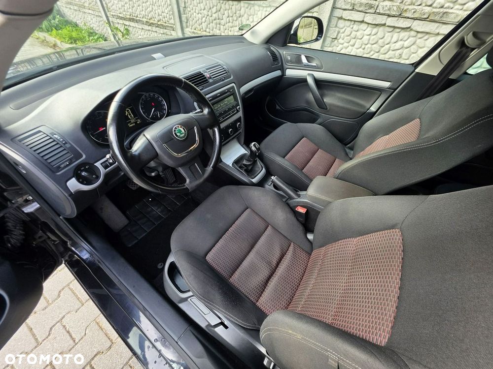 Skoda Octavia 1.6 TDI Ambiente - 11