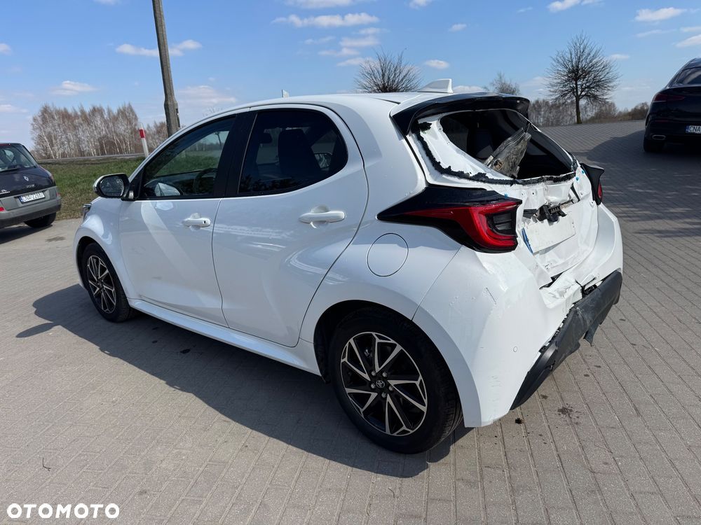 Toyota Yaris 1.5 VVT-i Elegant - 3