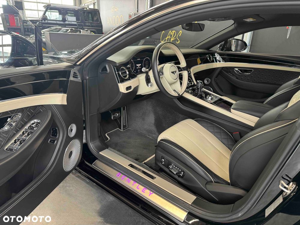 Bentley Continental GT Speed - 16