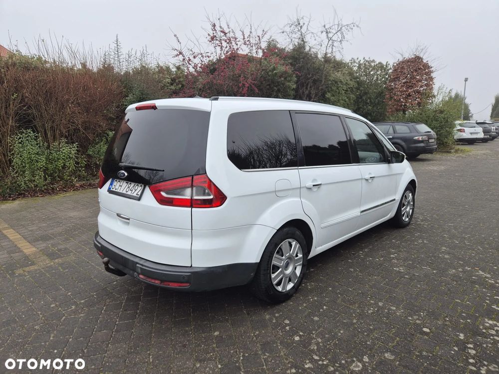 Ford Galaxy - 4