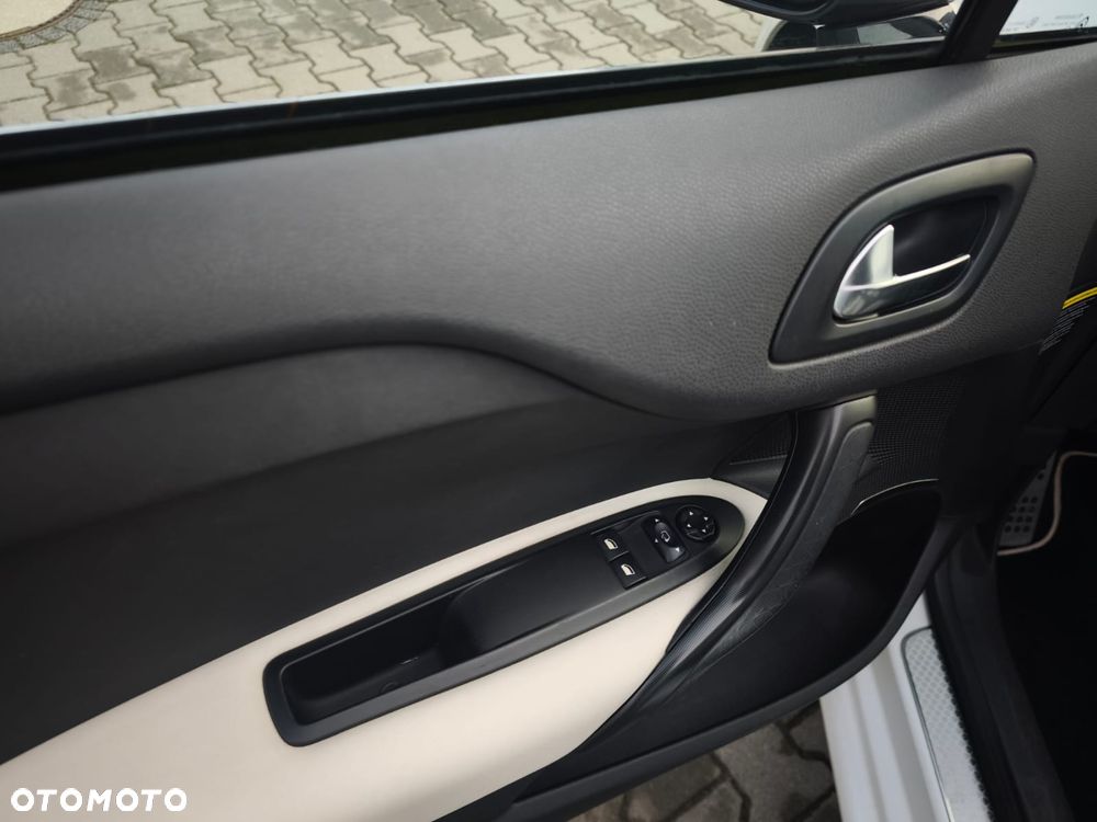 Citroën DS4 THP 200 SportChic - 19