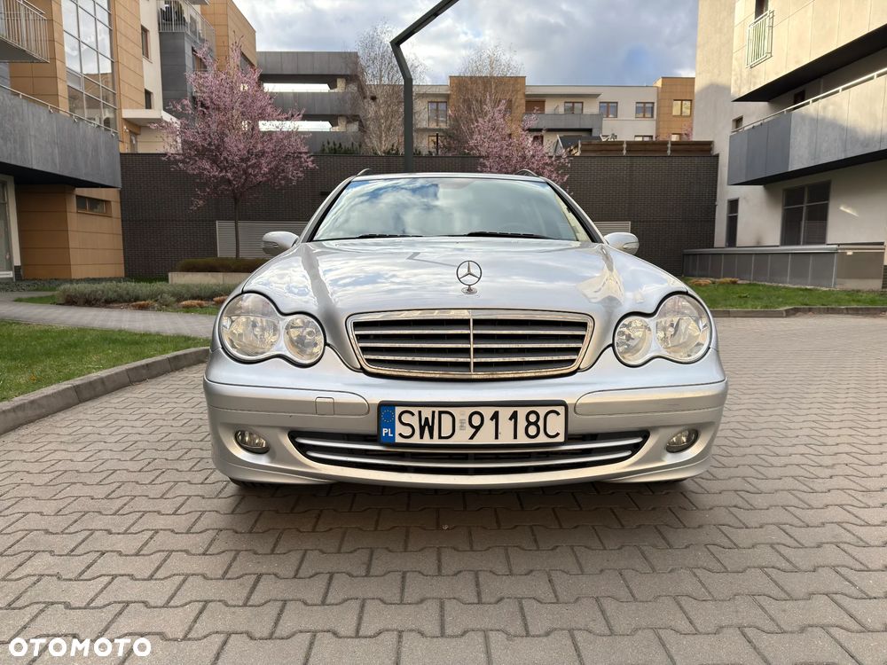 Mercedes-Benz Klasa C 200 T CDI Classic - 8