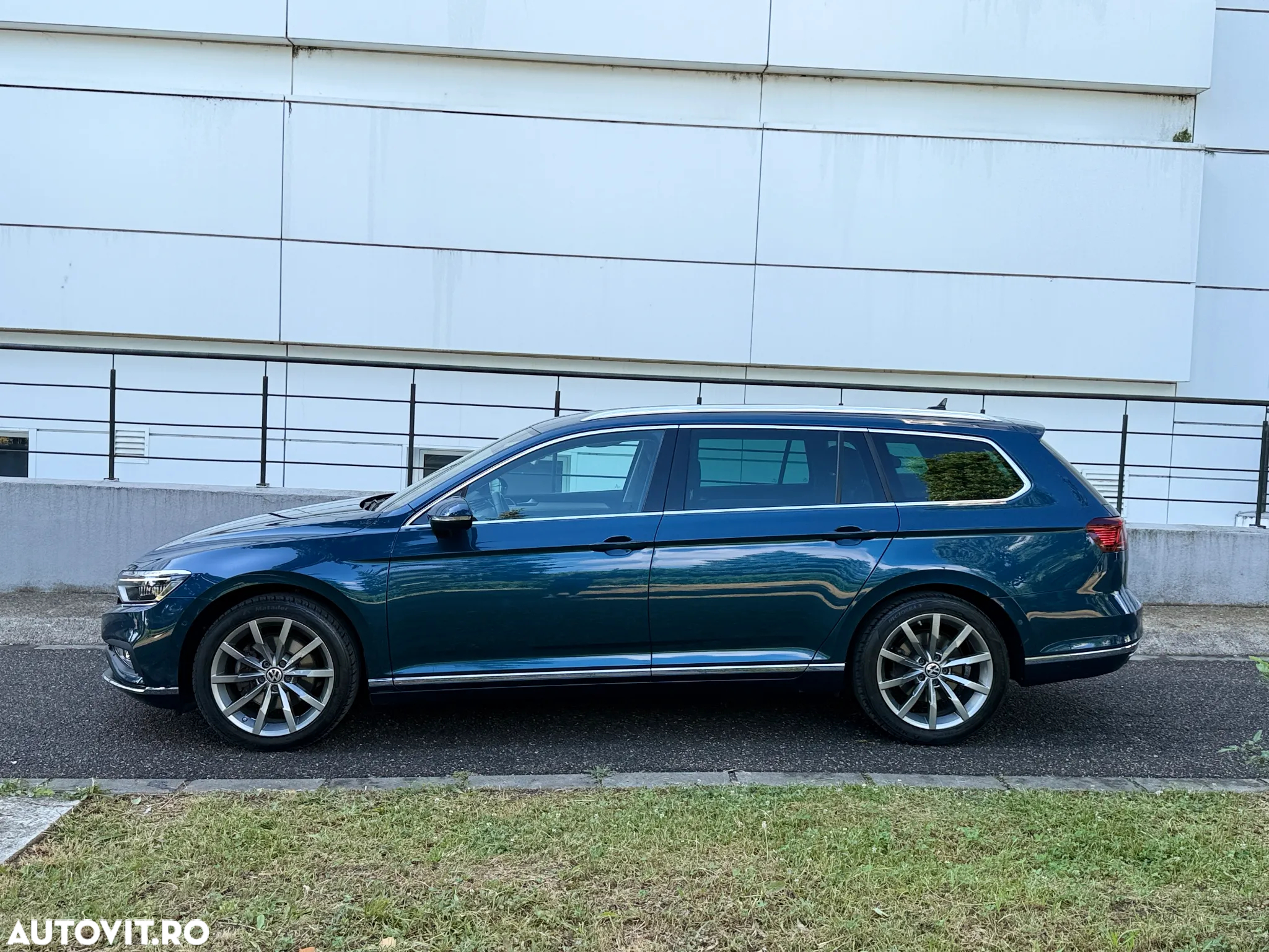 Volkswagen Passat Variant 2.0 TDI SCR DSG Highline - 7