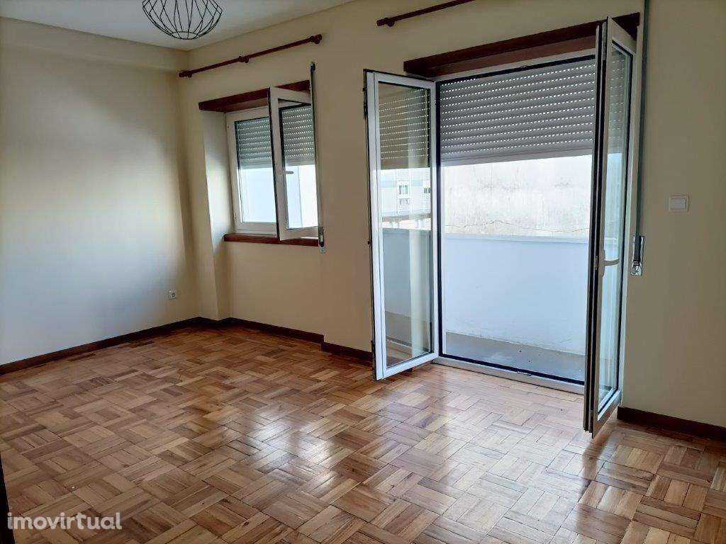 Apartamento T3 na Avenida João XXI, em Braga - Grande imagem: 4/20