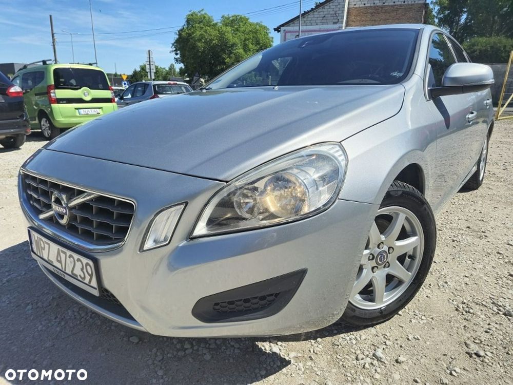 Volvo S60 - 2