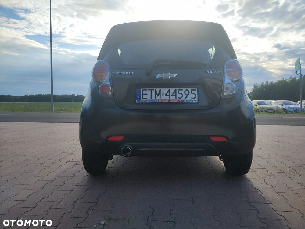 Chevrolet Spark - 12