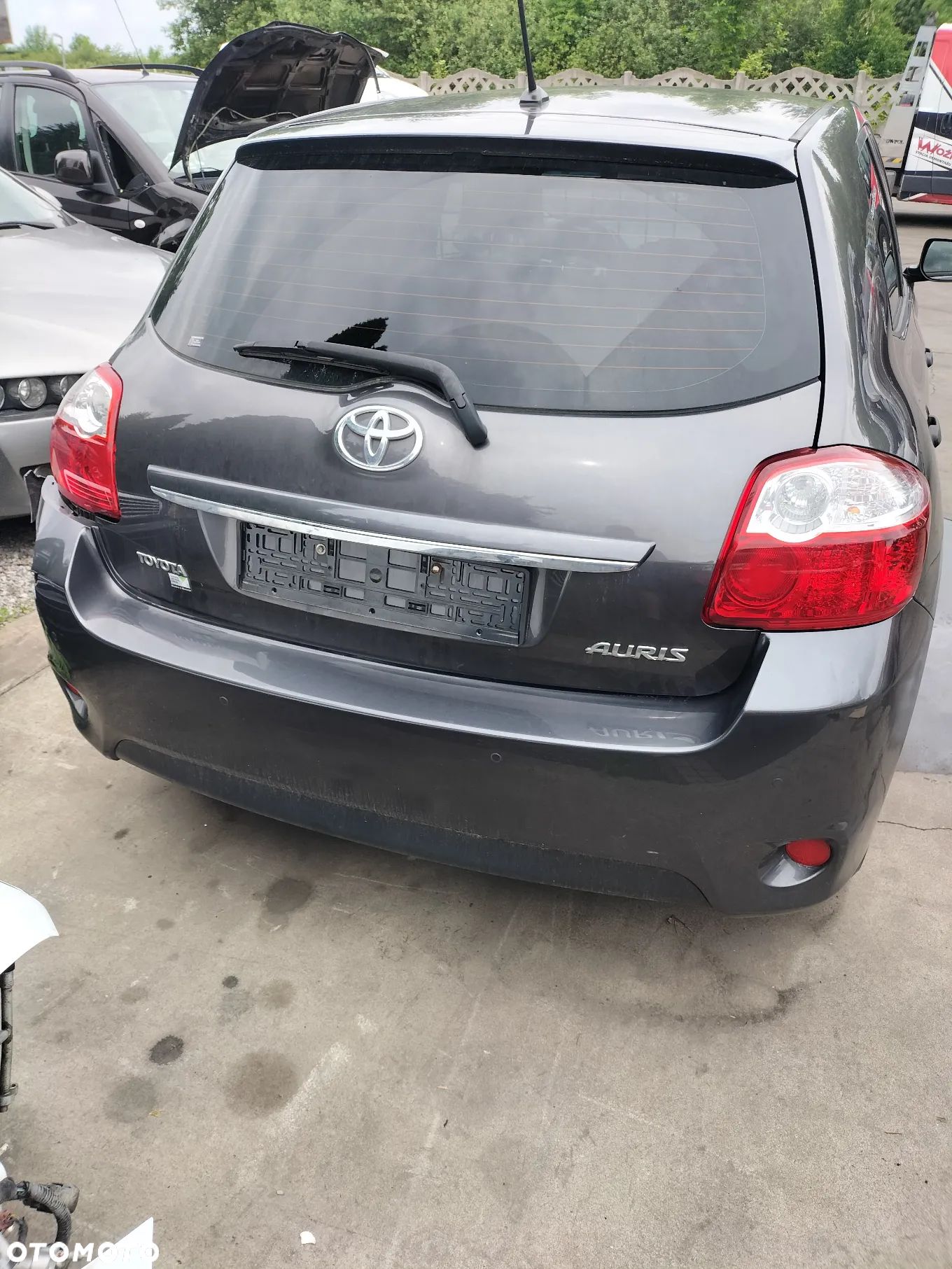 KLAPA BAGAŻNIKA TOYOTA AURIS I LIFT 1.4 D4D 90 KM 1ND-T4 KOD LAK. 1G3 - 1