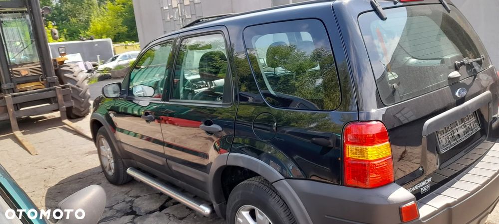 FORD MAVERICK 2 klapa tylna kompletna - 2