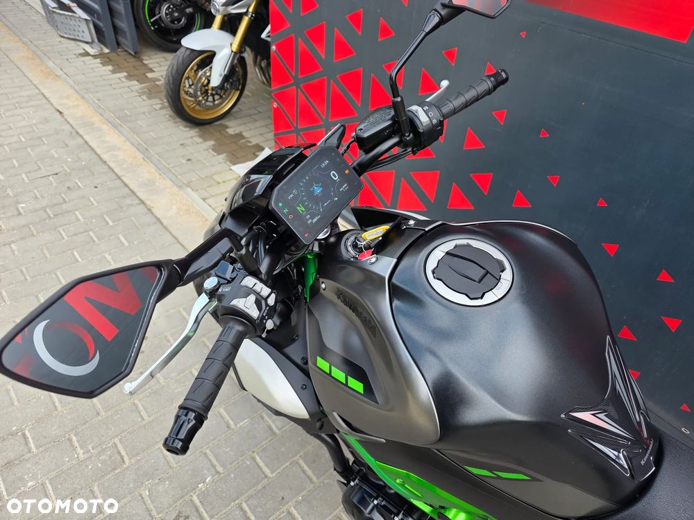 Kawasaki Z 900 - 19