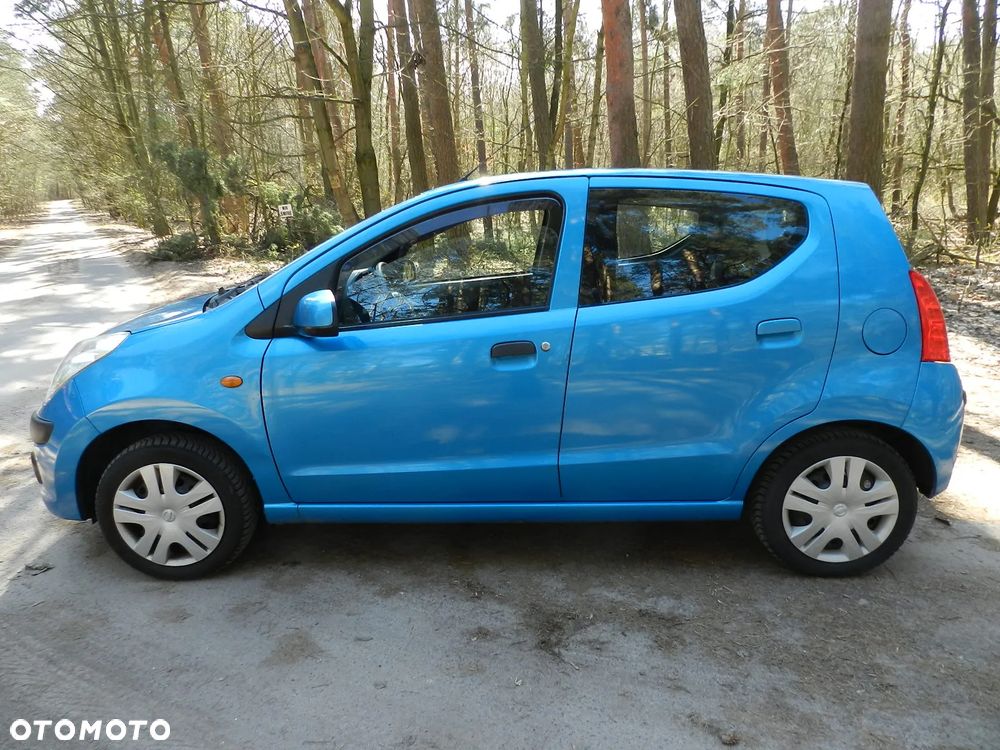 Nissan Pixo - 8