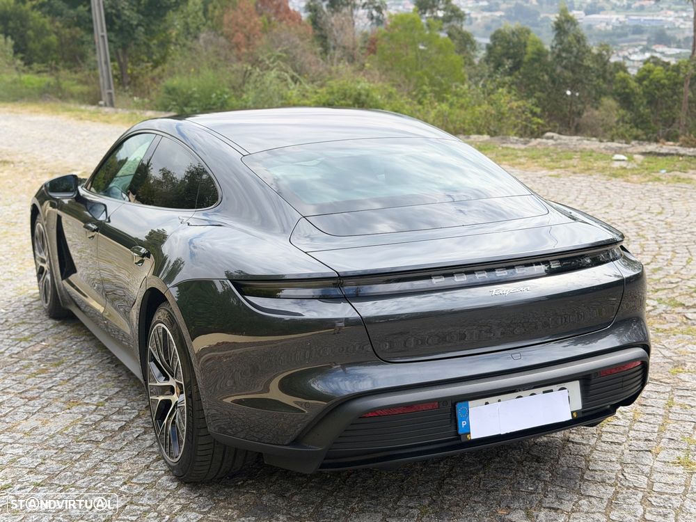 Porsche Taycan Standard - 16
