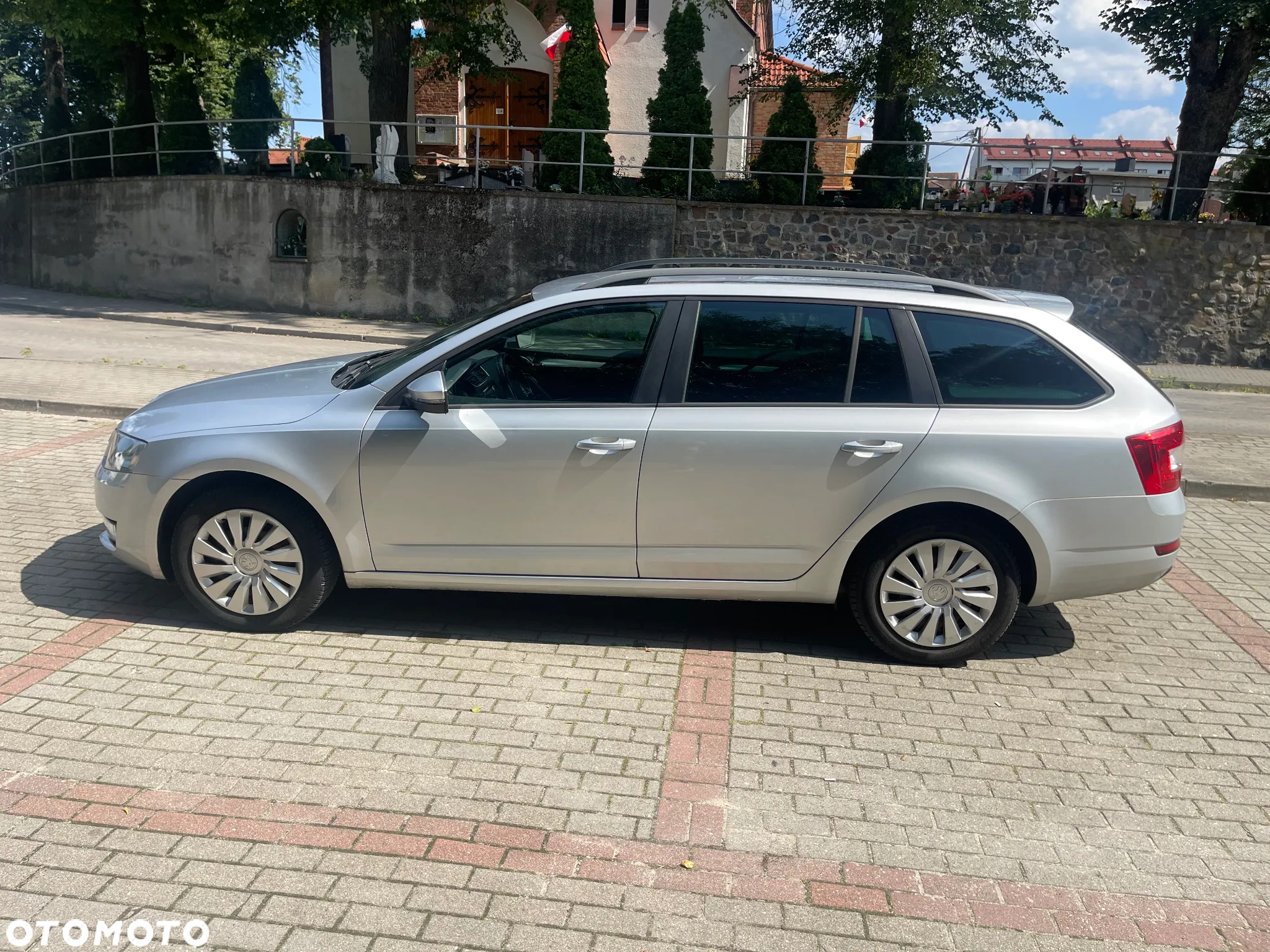 Skoda Octavia 1.6 TDI Ambition DSG - 10