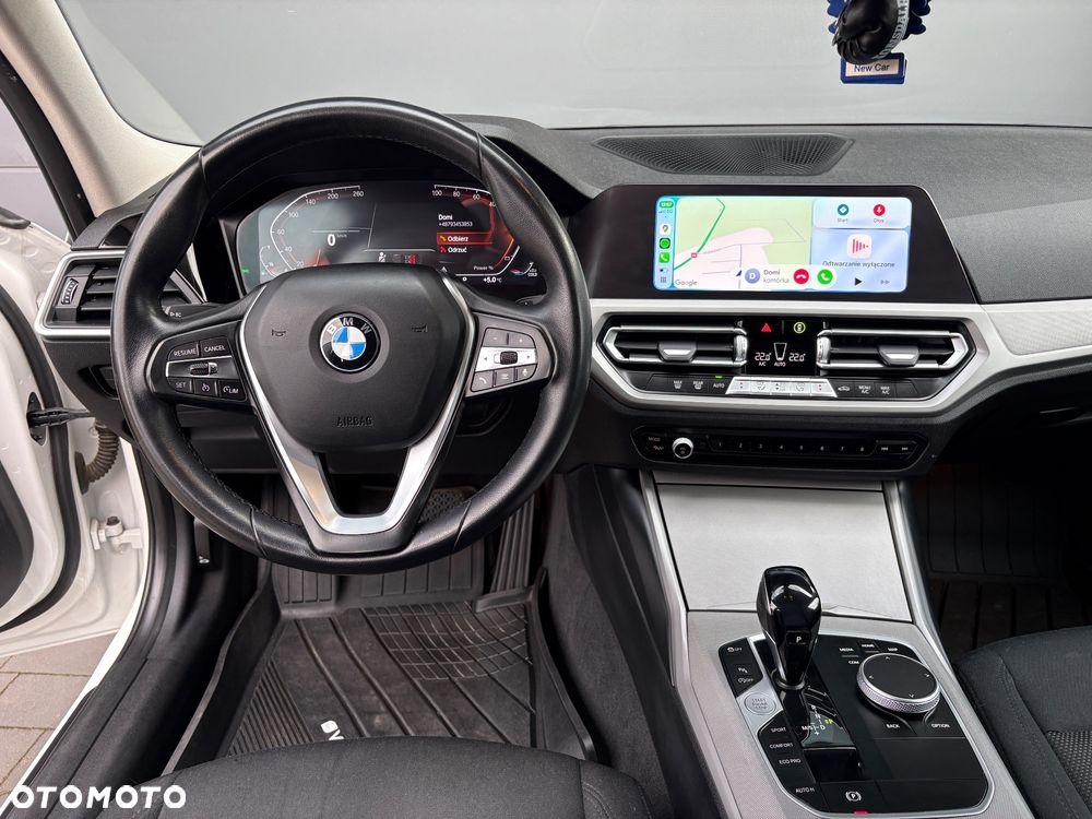 BMW Seria 3 318i - 20