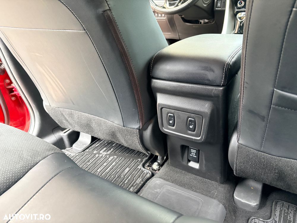 Mitsubishi Eclipse-Cross - 8