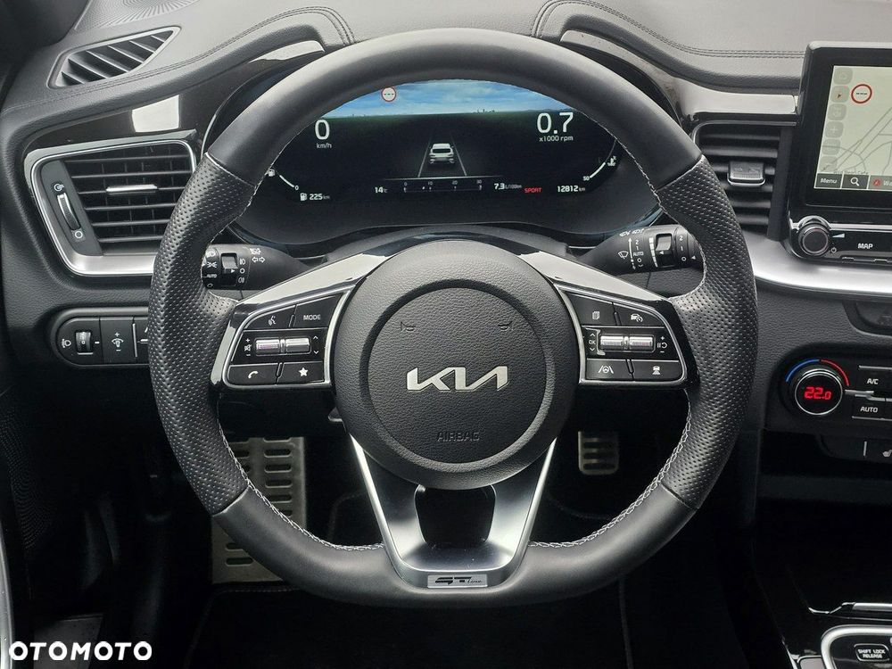 Kia XCeed - 34