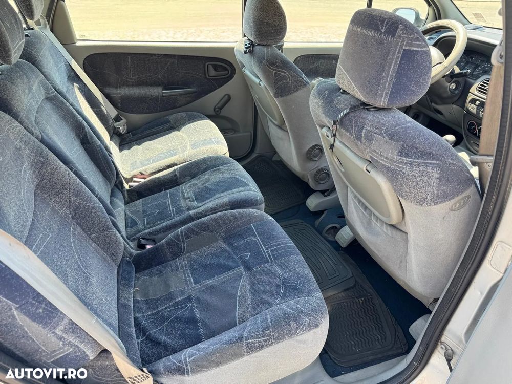 Renault Scenic 1.6 Expression - 10