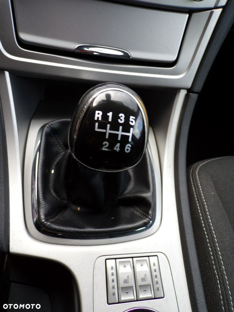 Ford Mondeo - 23