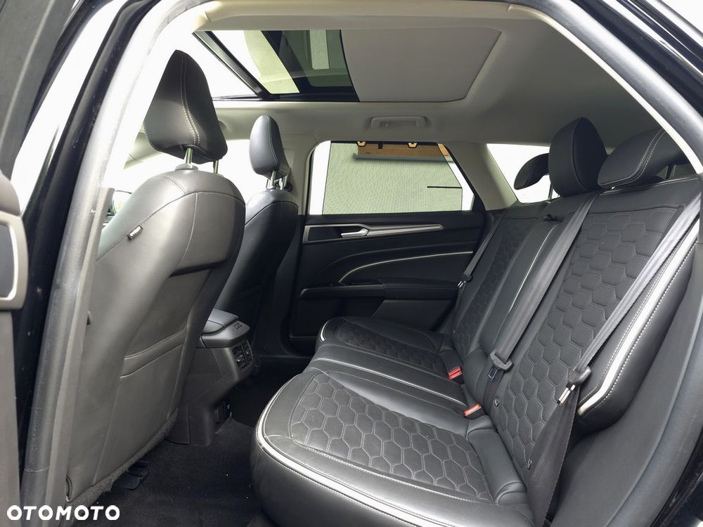Ford Mondeo - 10