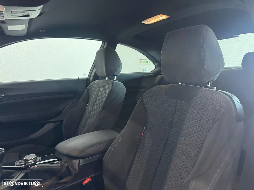BMW 220 d Coupe Pack M - 18