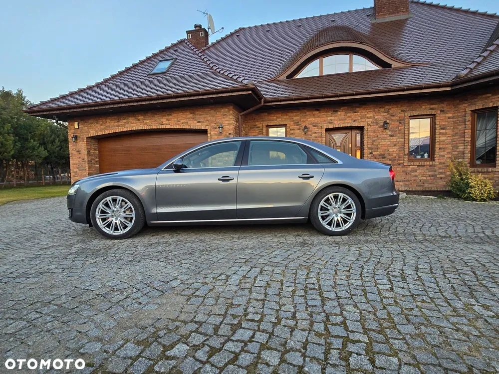 Audi A8 4.2 TDI DPF (clean diesel) quattro tiptronic Lang - 10