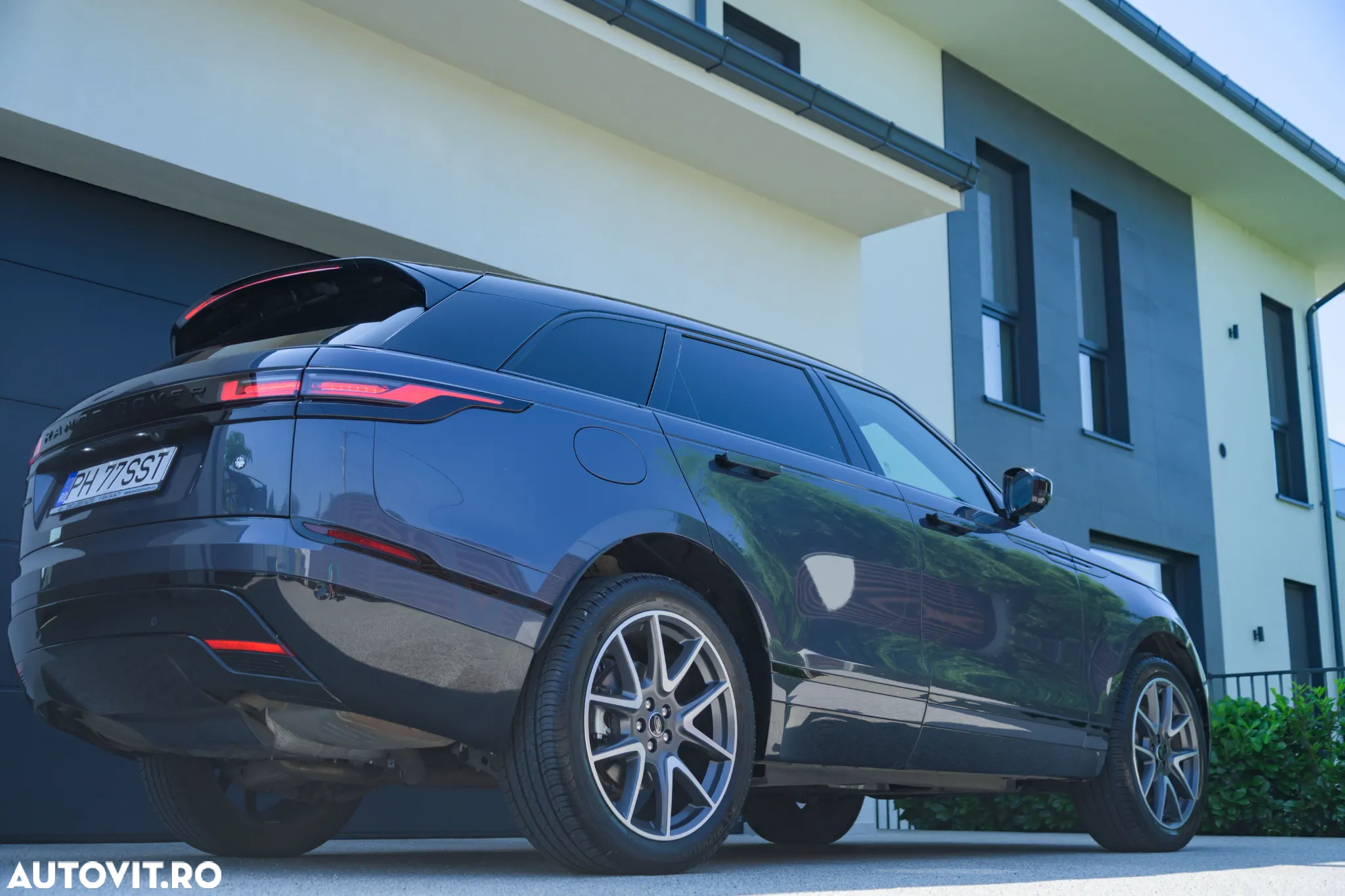 Land Rover Range Rover Velar R-Dynamic 2.0 P400e PHEV HSE - 14