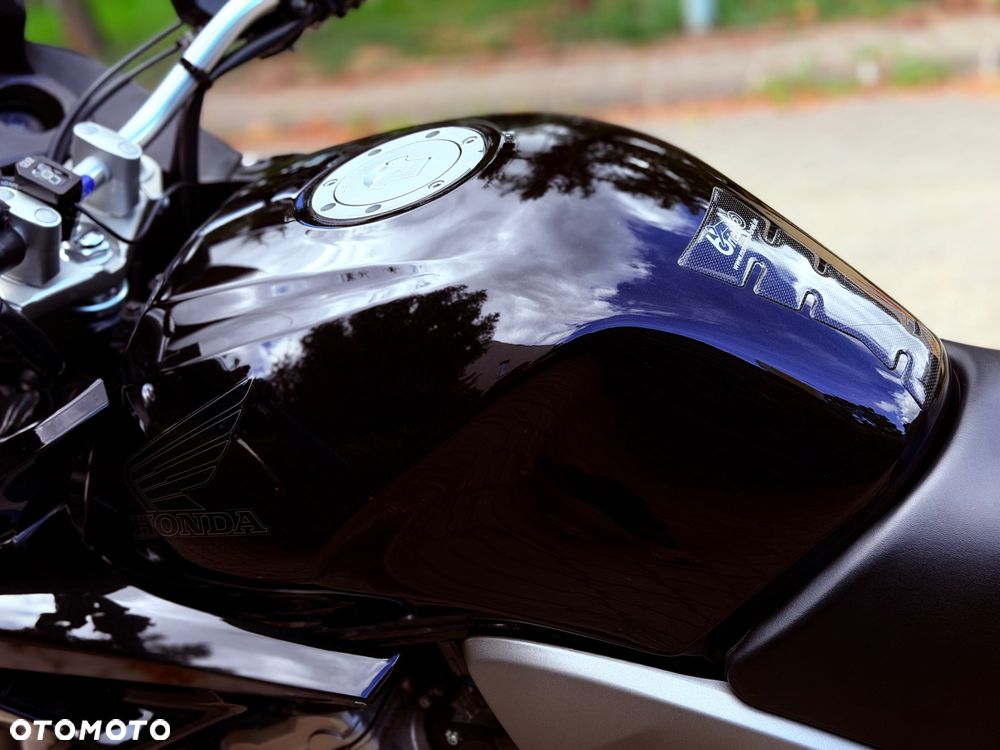 Honda CBF - 17