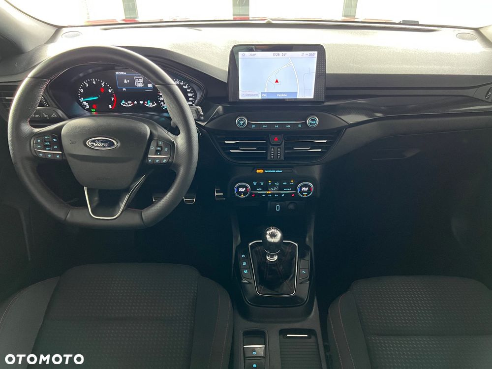 Ford Focus 1.0 EcoBoost ST-Line - 20
