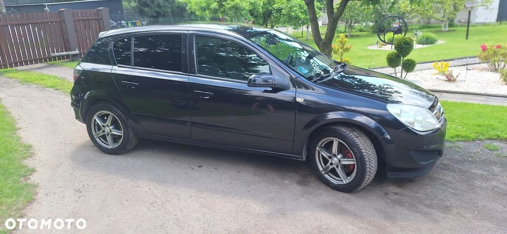 Opel Astra 1.7 CDTI Cosmo - 3