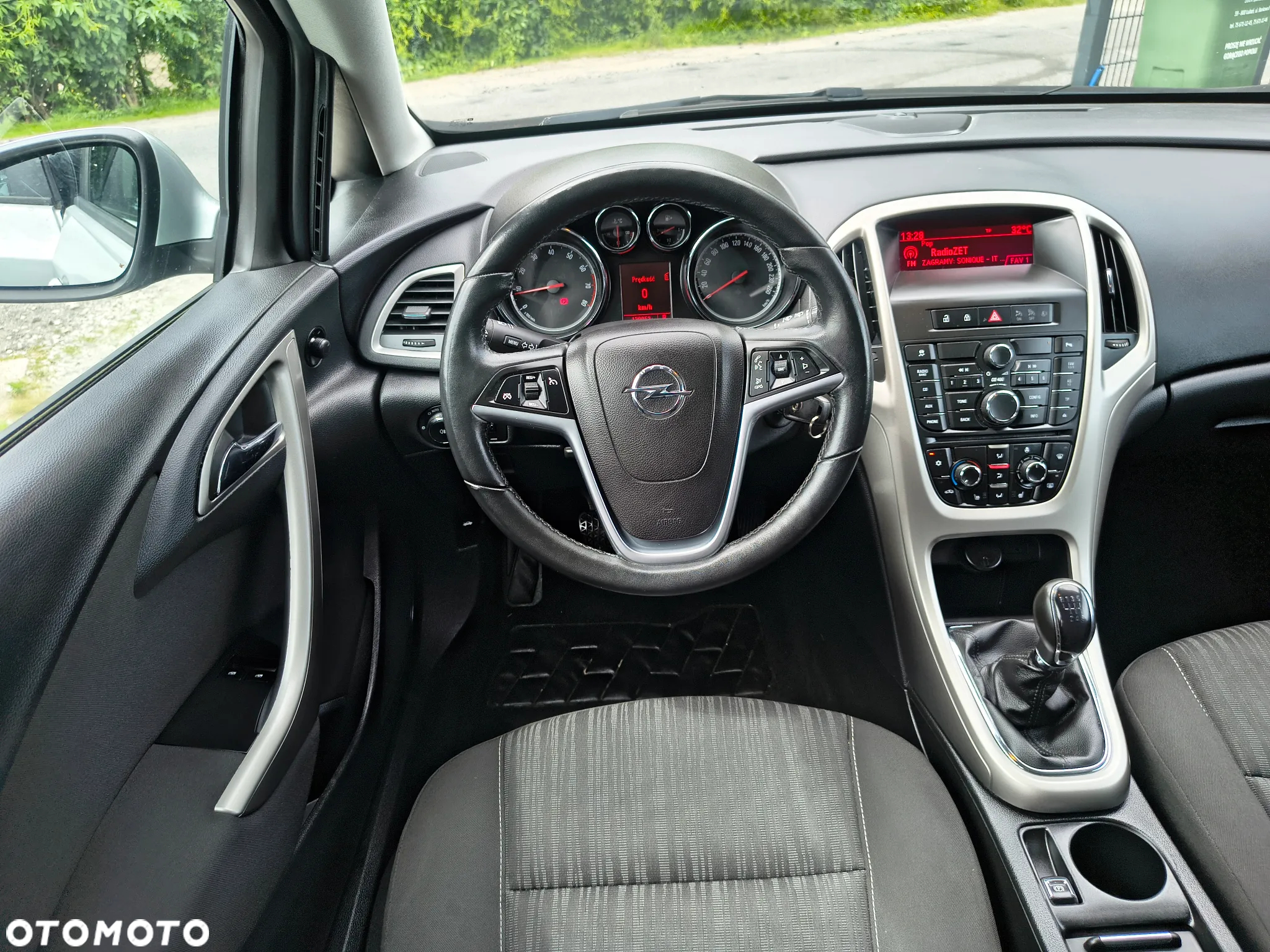 Opel Astra 1.4 Turbo Selection - 19