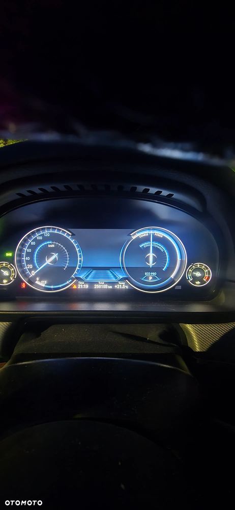 BMW Seria 5 520i Sport-Aut - 4
