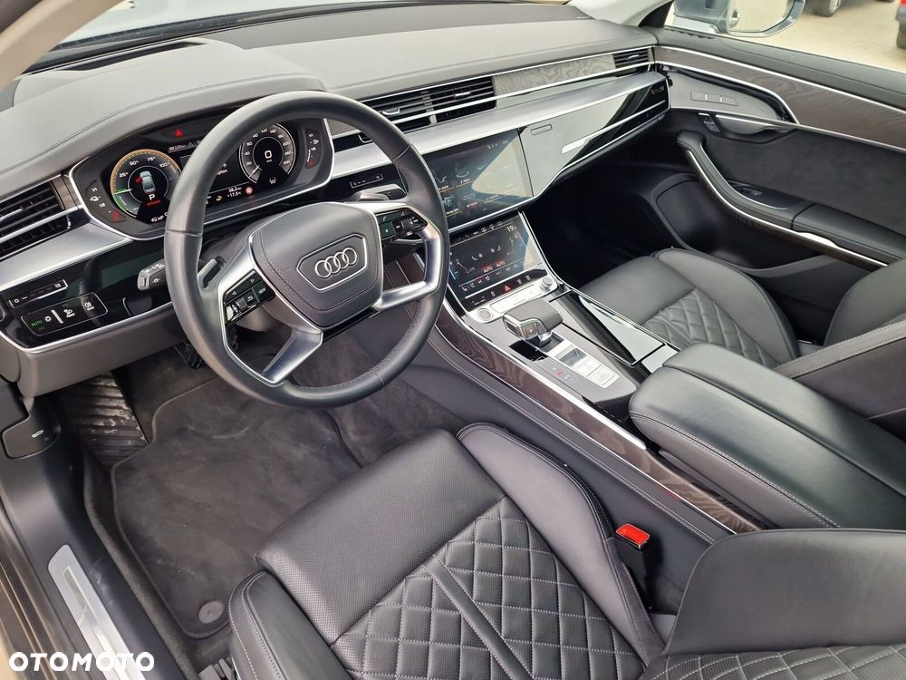 Audi A8 - 13