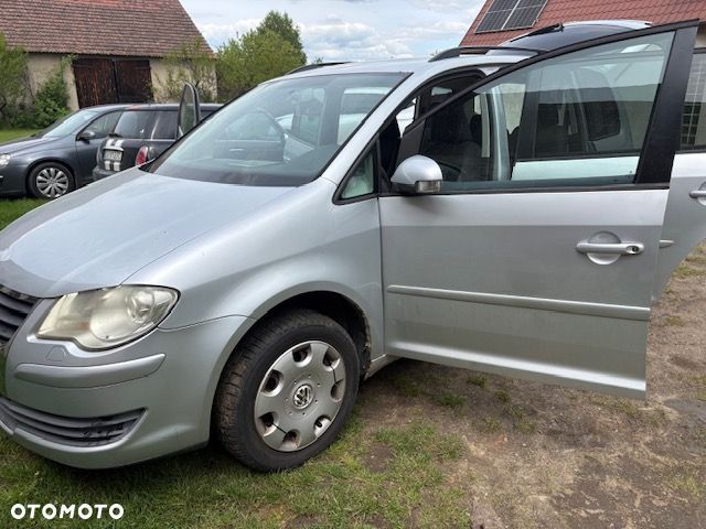 Volkswagen Touran 2.0 TDI Trendline - 11