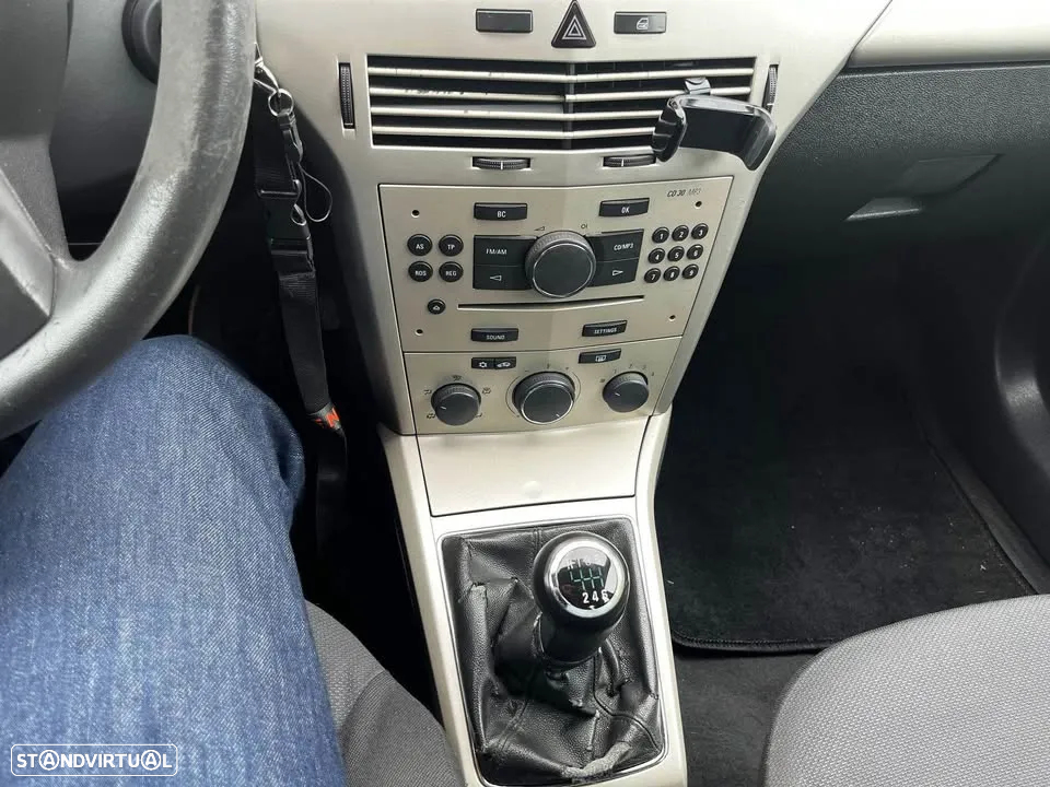 Opel Astra 1.3 CDTi Enjoy EcoFLEX - 3