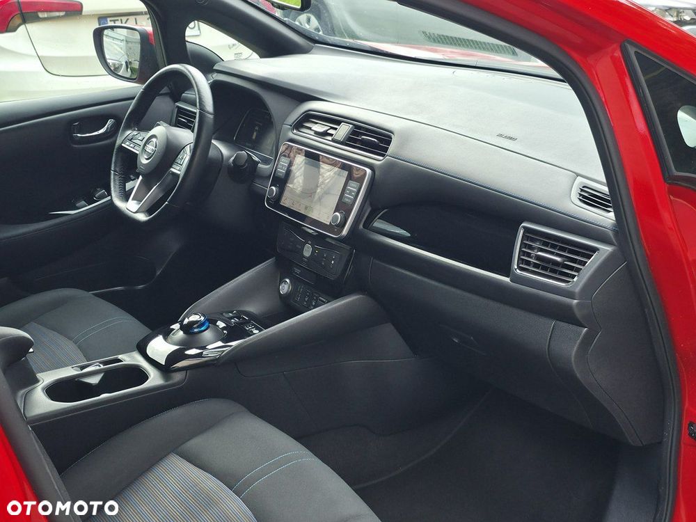 Nissan Leaf - 11