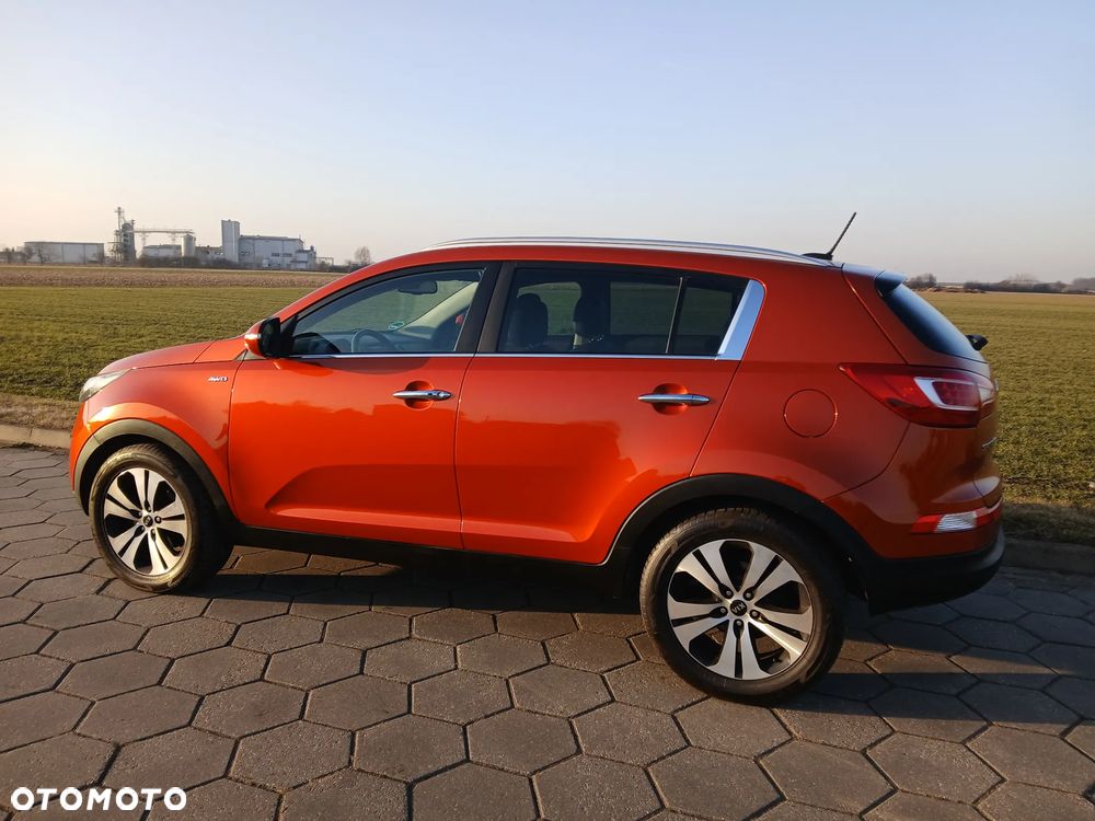 Kia Sportage 2.0 CRDI 4WD Automatik Fifa World Cup Edition - 6