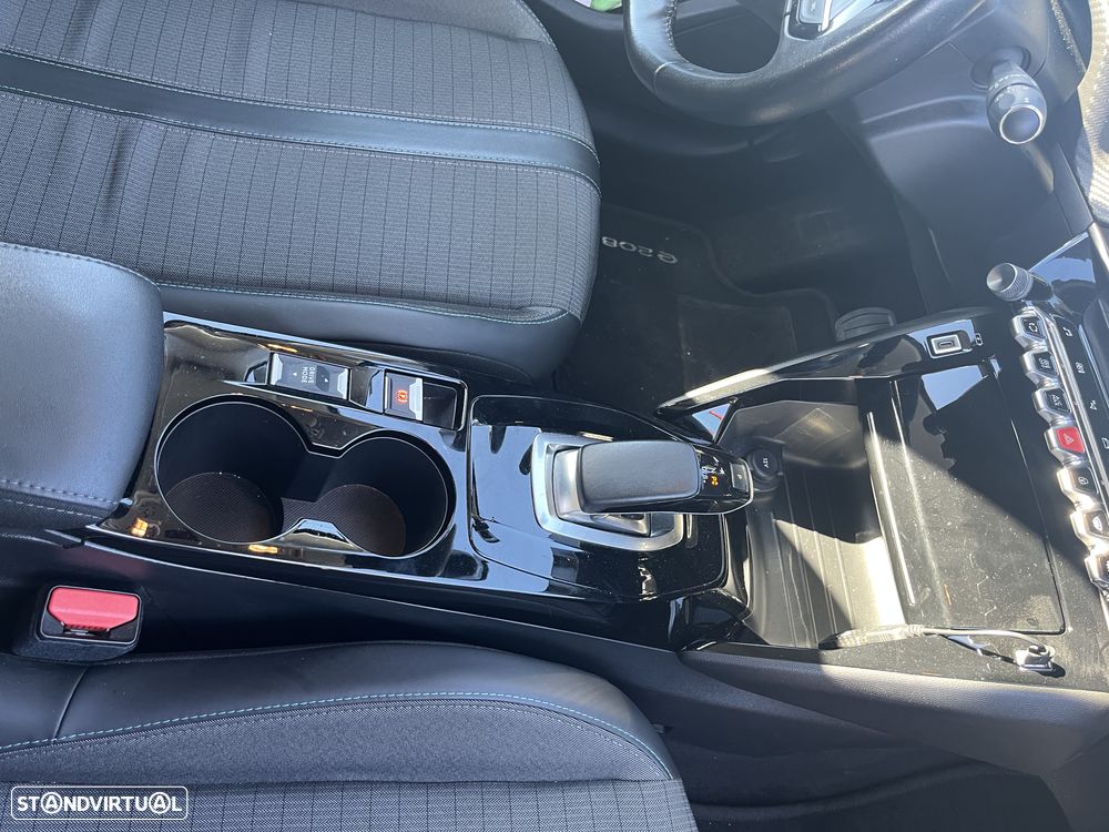 Peugeot e-208 50 kWh Allure Pack - 14