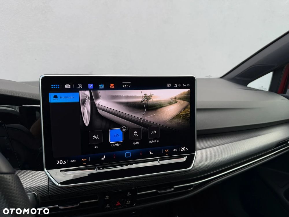 Volkswagen Golf VIII 2.0 TSI GTI DSG - 17