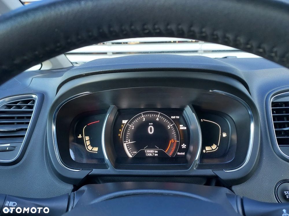 Renault Scenic 1.3 TCe Energy Intens EDC - 36
