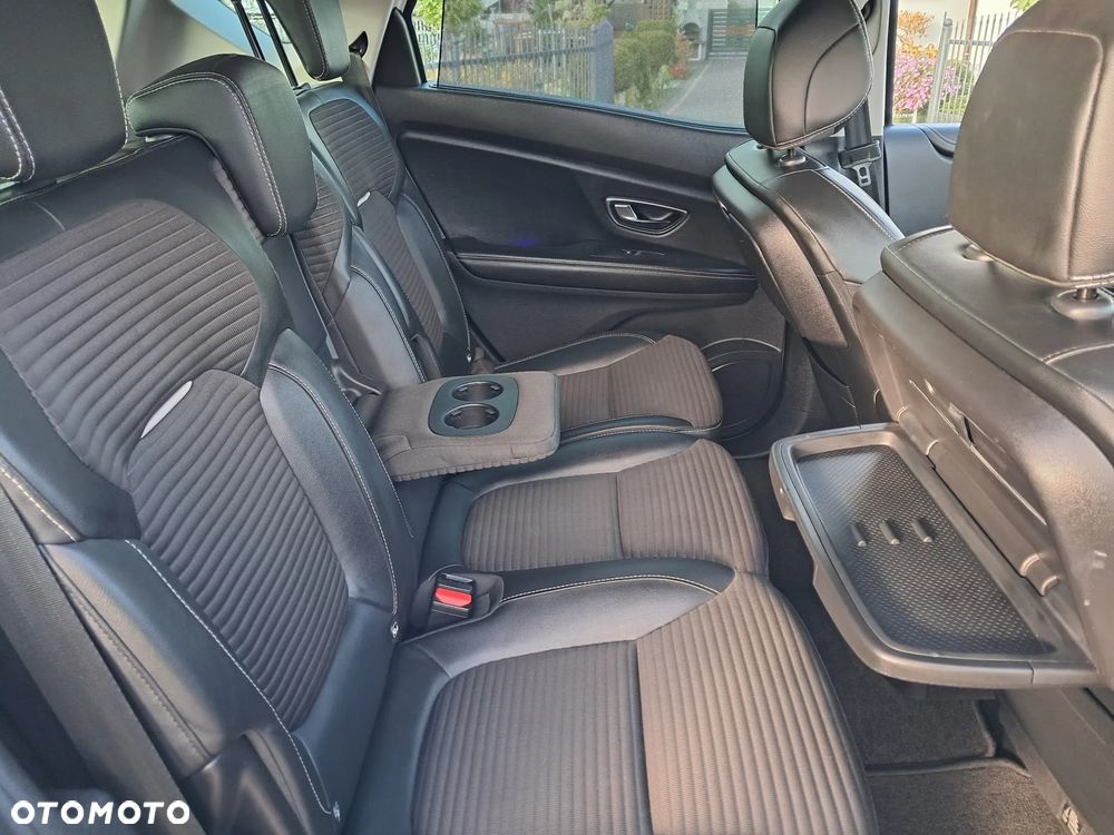 Renault Scenic - 11