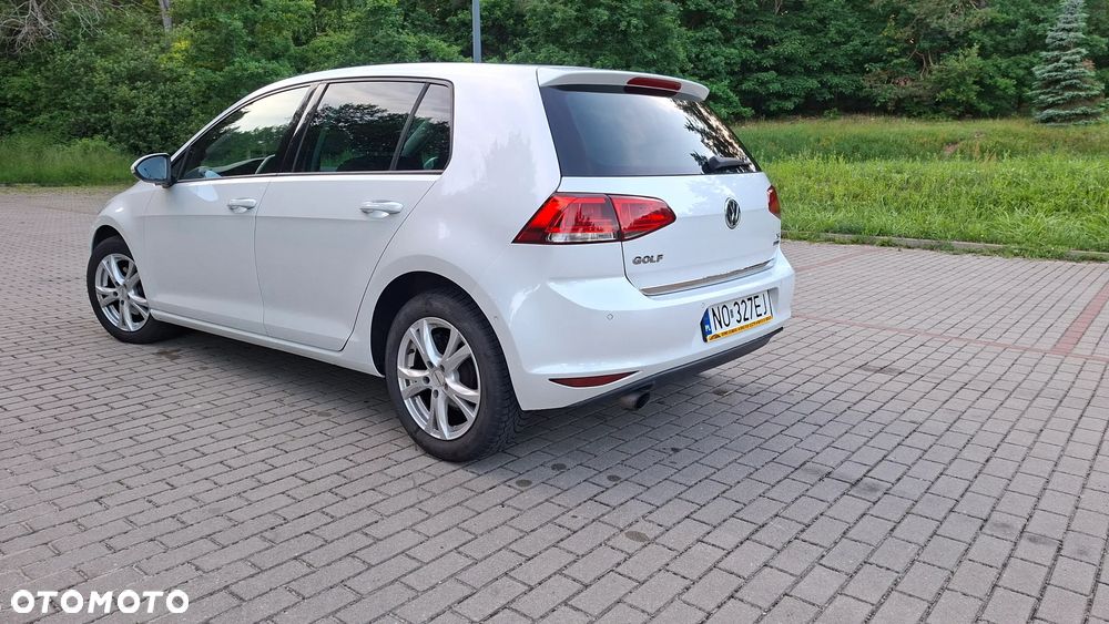 Volkswagen Golf 1.2 TSI BlueMotion Technology Comfortline - 4
