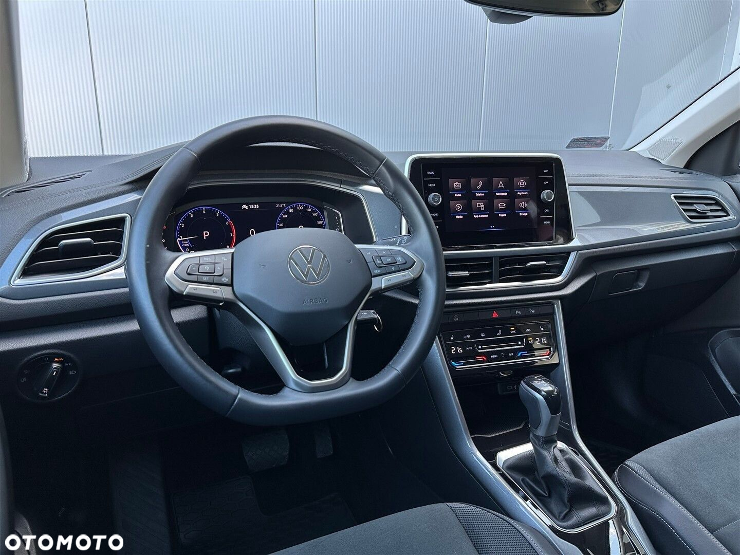 Volkswagen T-Roc 1.5 TSI Style DSG - 11