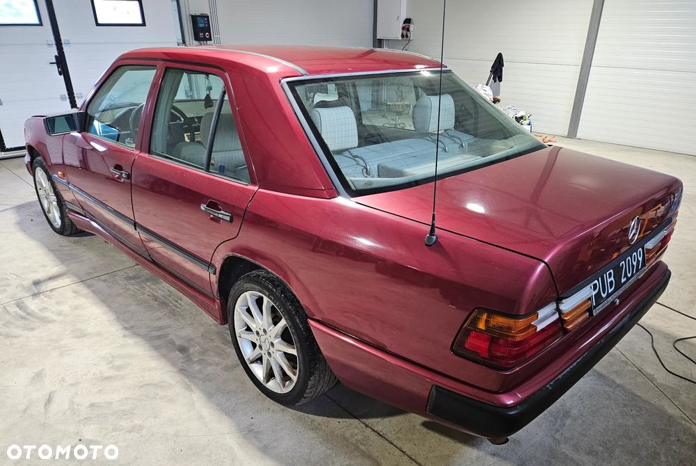 Mercedes-Benz W124 (1984-1993) - 7