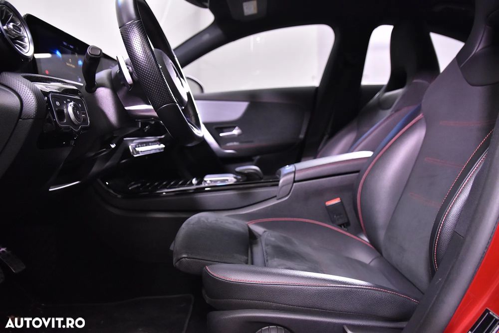 Mercedes-Benz CLA 220 d Coupe Aut. - 24