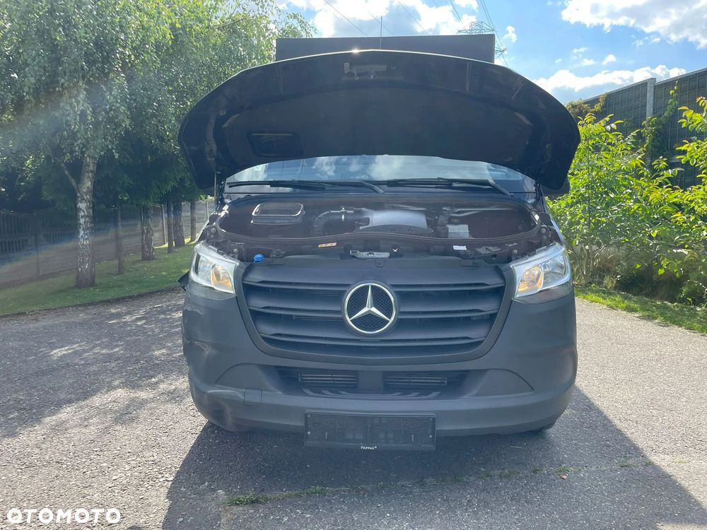 Mercedes-Benz SPRINTER - 12