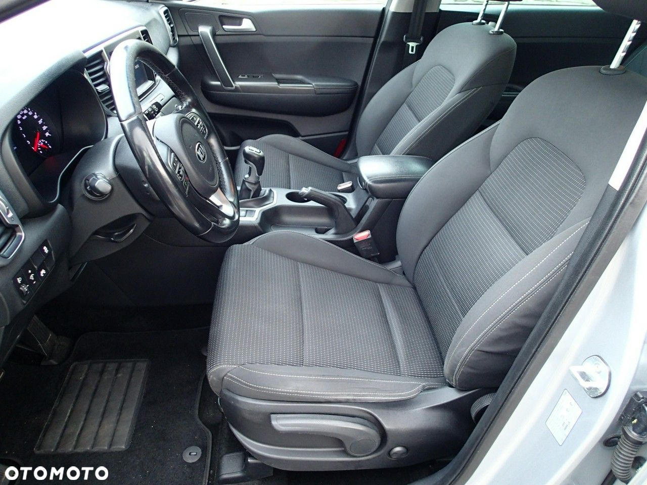 Kia Sportage 1.7 CRDI 2WD Edition 7 - 9