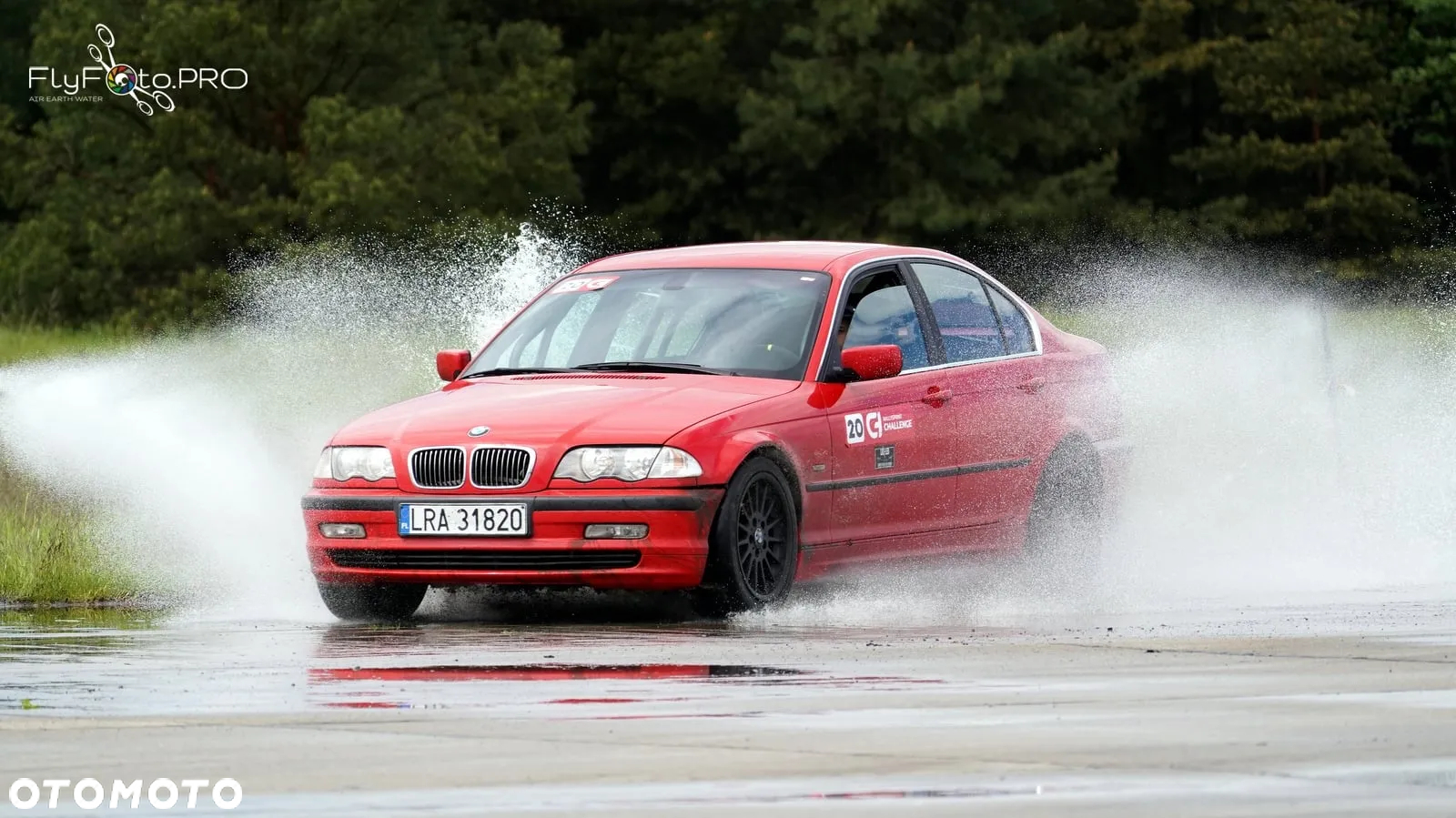 BMW Seria 3 330i - 4