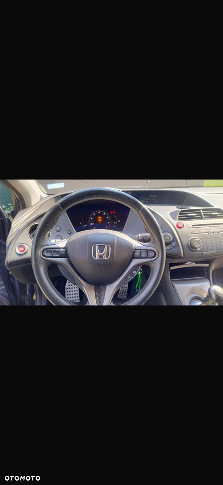 Honda Civic 1.8 Comfort - 14