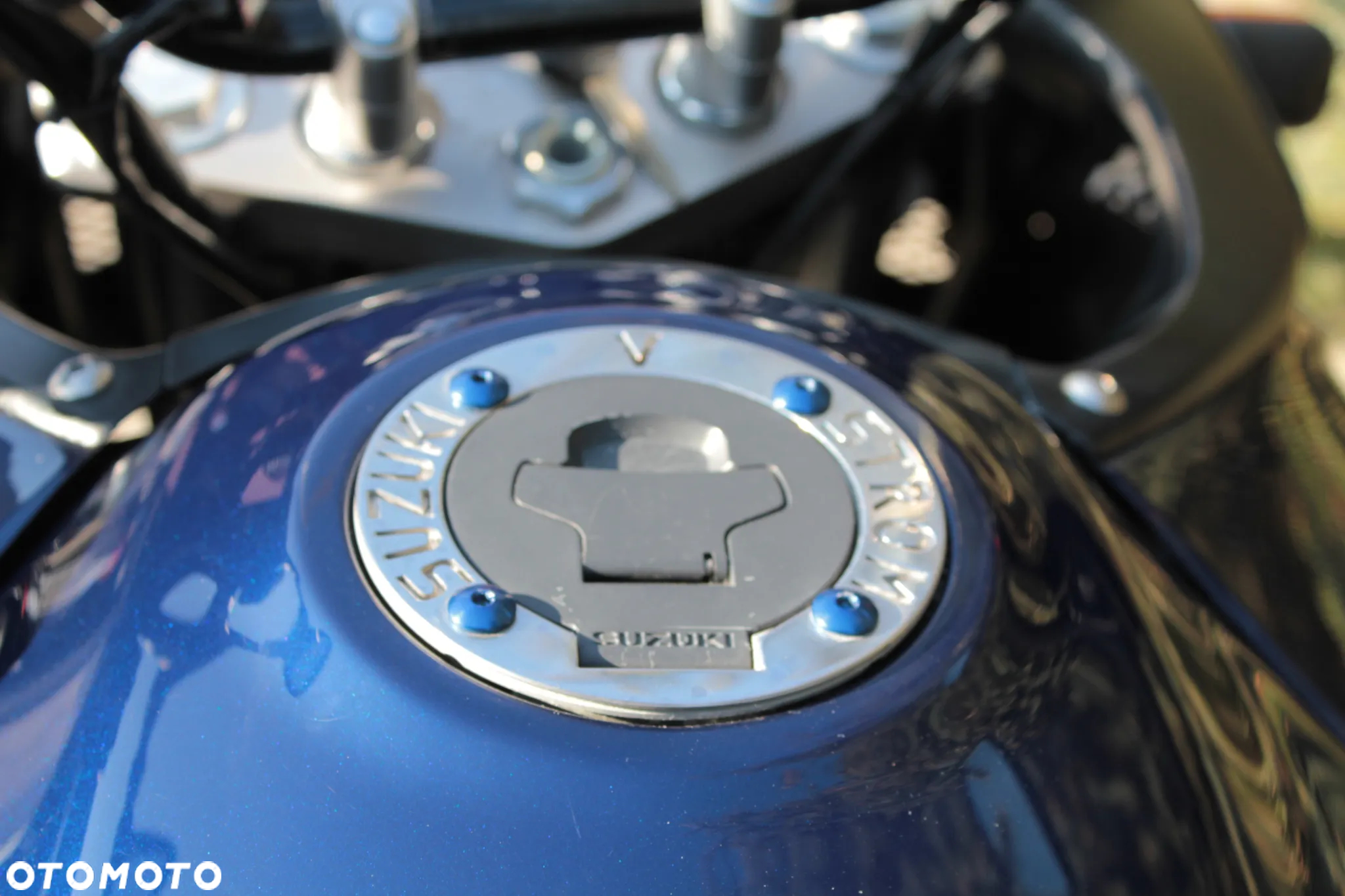 Suzuki DL - 16