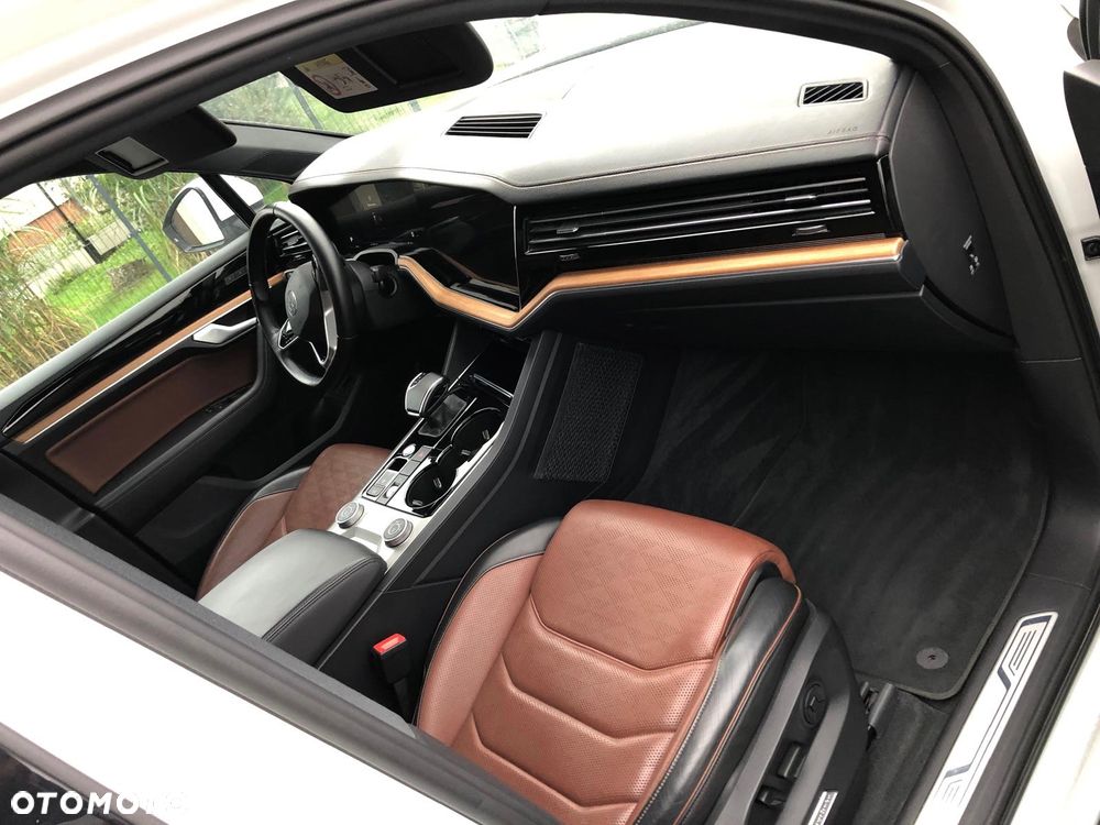 Volkswagen Touareg 3.0 V6 TDI SCR 4Motion Automatik R-Line - 5